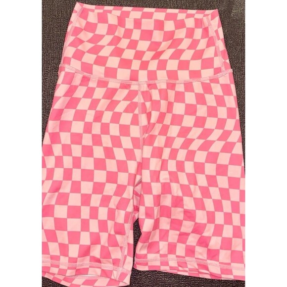 Wilo pink checkered workout shorts - Picture 1 of 4